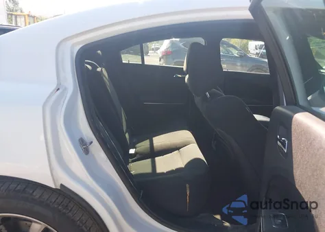 2013 Dodge Charger R/T z USA, uszkodzony, nr VIN 2C3CDXDT5DH671412